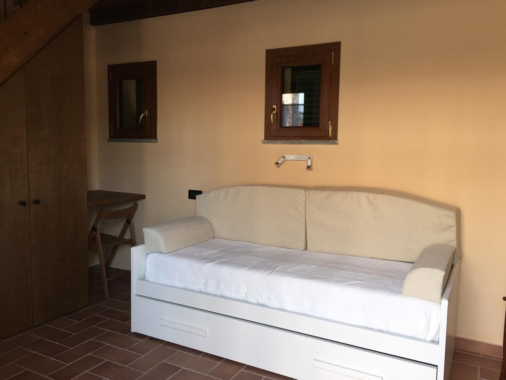 Cascina Battivacco Villa Milan Room photo